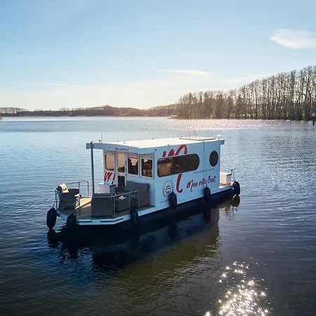 Botel Mein Rotes Boot *
