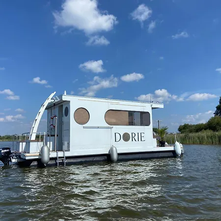 Mein Rotes Boot Botel