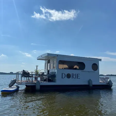 Mein Rotes Boot Botel *